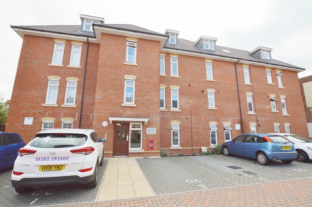 Gordon Barker | Sales - Lettings - Commercial